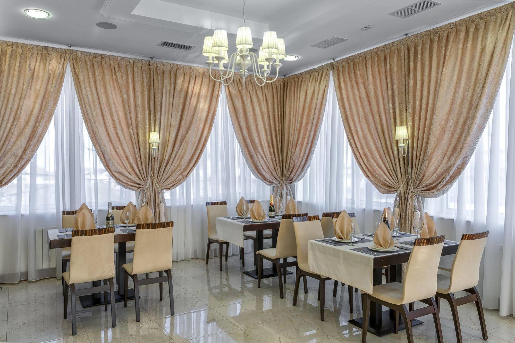 Alarus Luxe Hotel Odessa Exterior foto